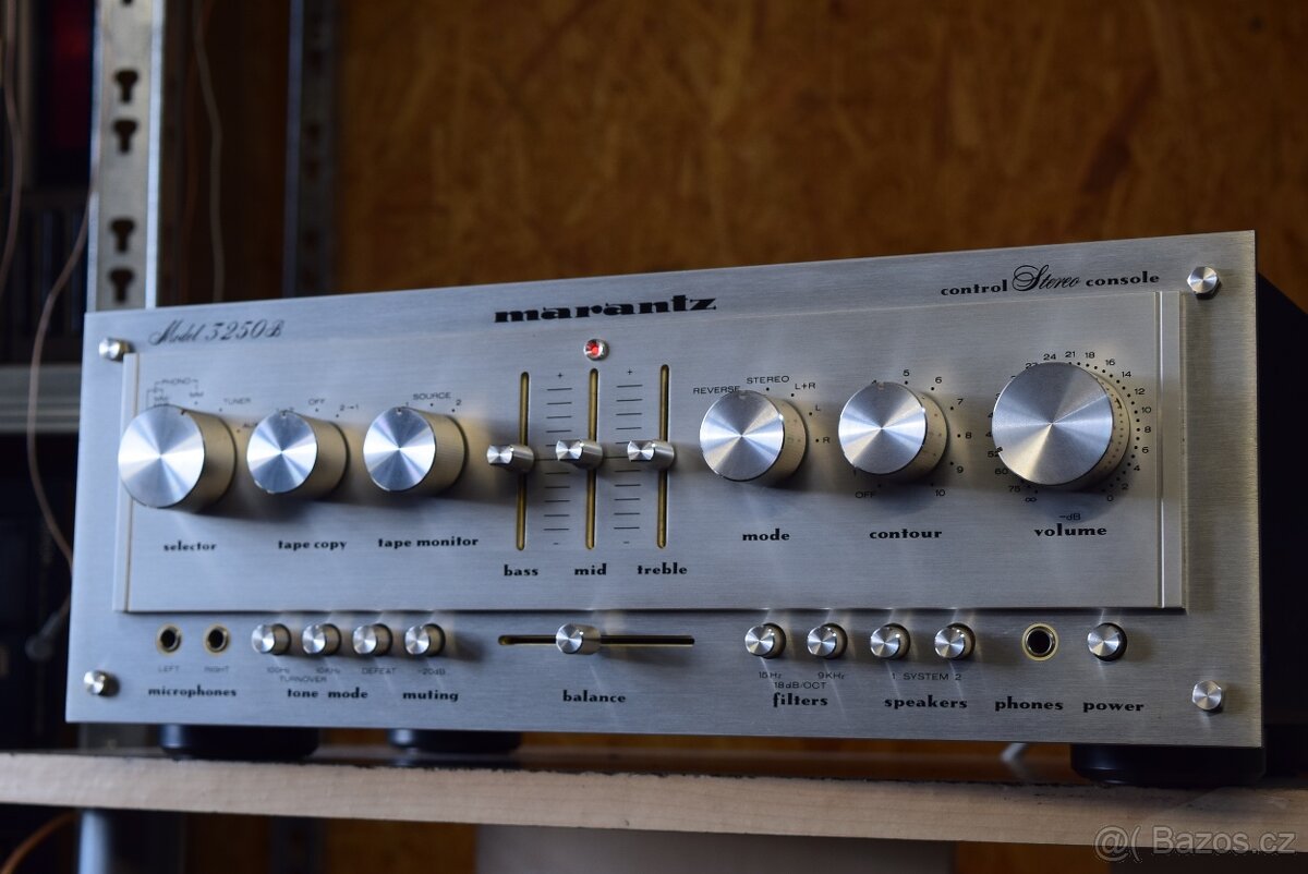MARANTZ MODEL 3250B VINTAGE STEREO PŘEDZESILOVAČ - 8