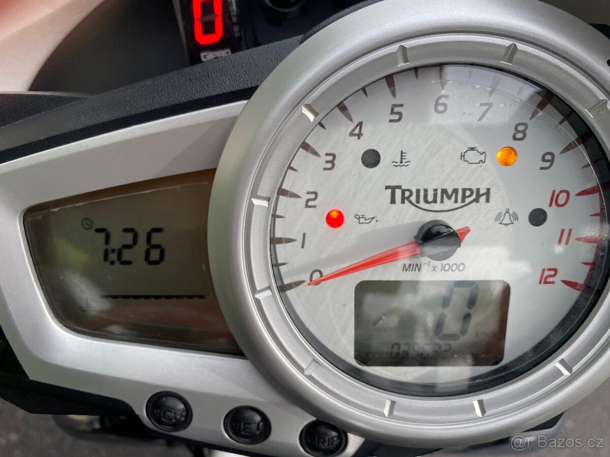 Triumph Speed Triple - 8