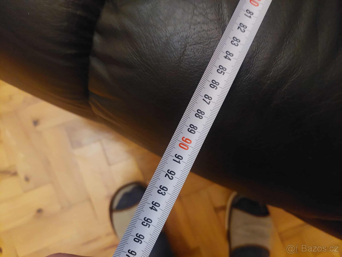 Kožený gauč a 2 křesla - 8