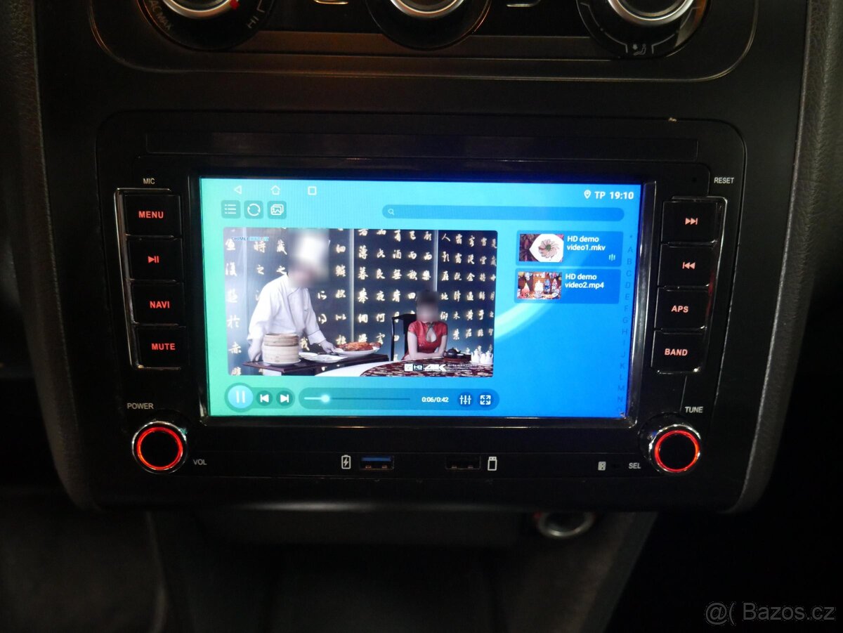 Volkswagen Touran 1.6 TDi , 77 kW nafta, 2012 - 8