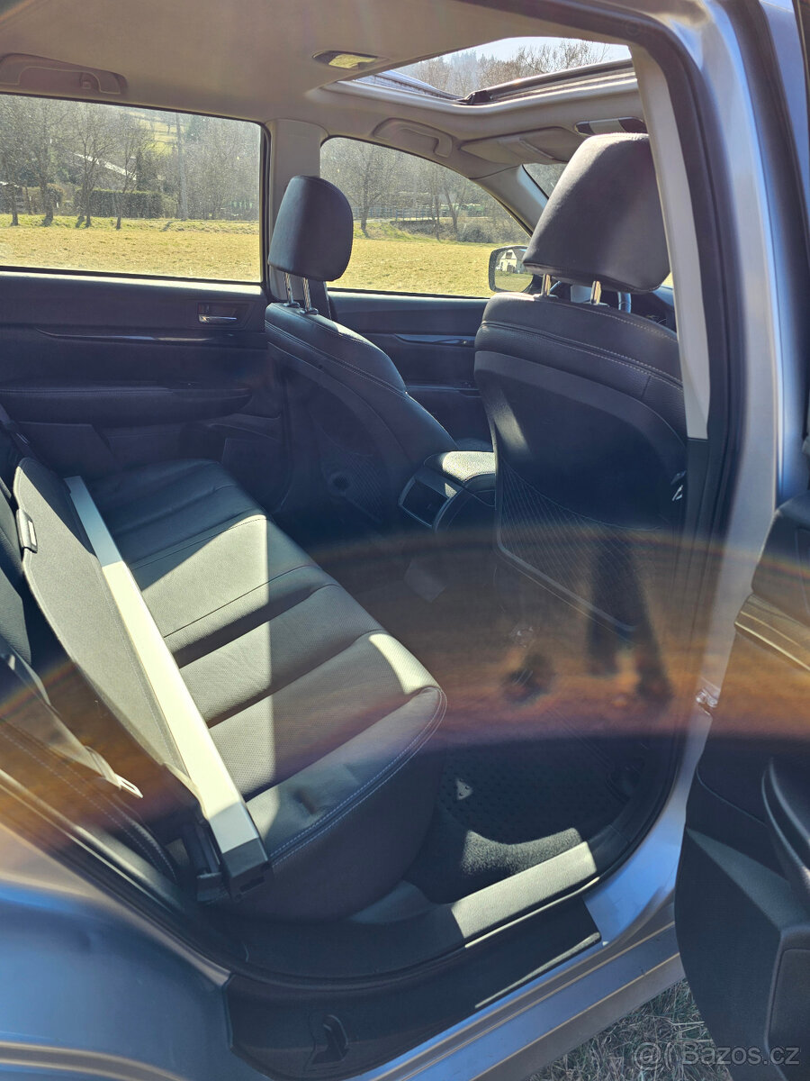 Subaru Outback 2.0D - 8