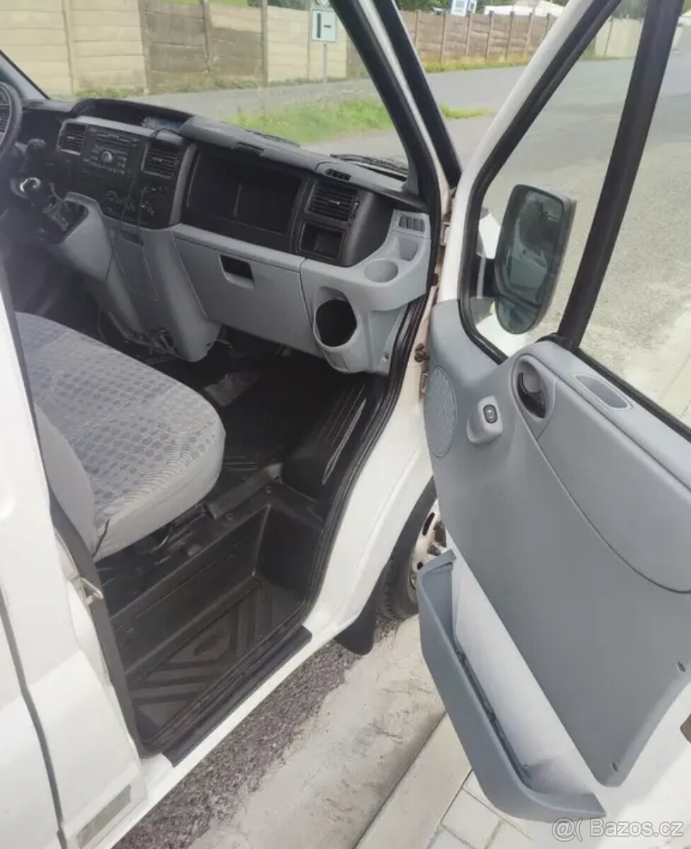 Ford Transit 2.2 tdci 2010 1.majitel - 8