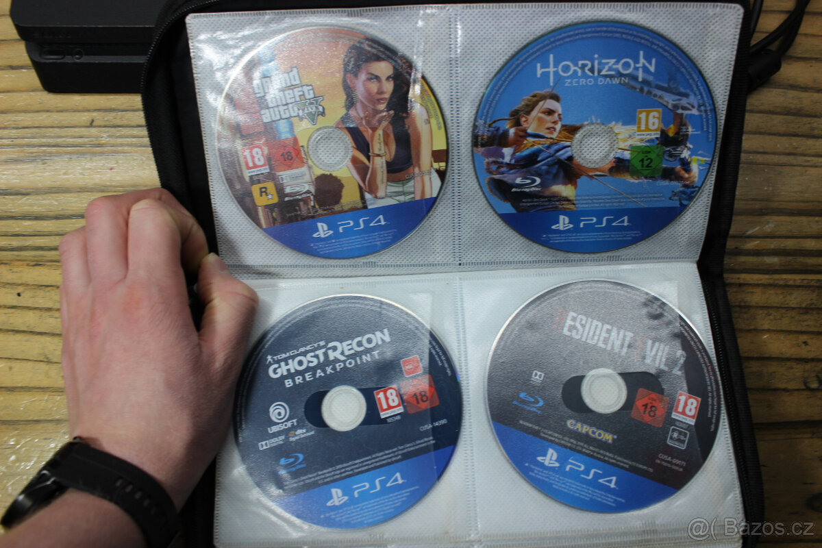Prodám PS4 Slim 1TB + 12 her - 8