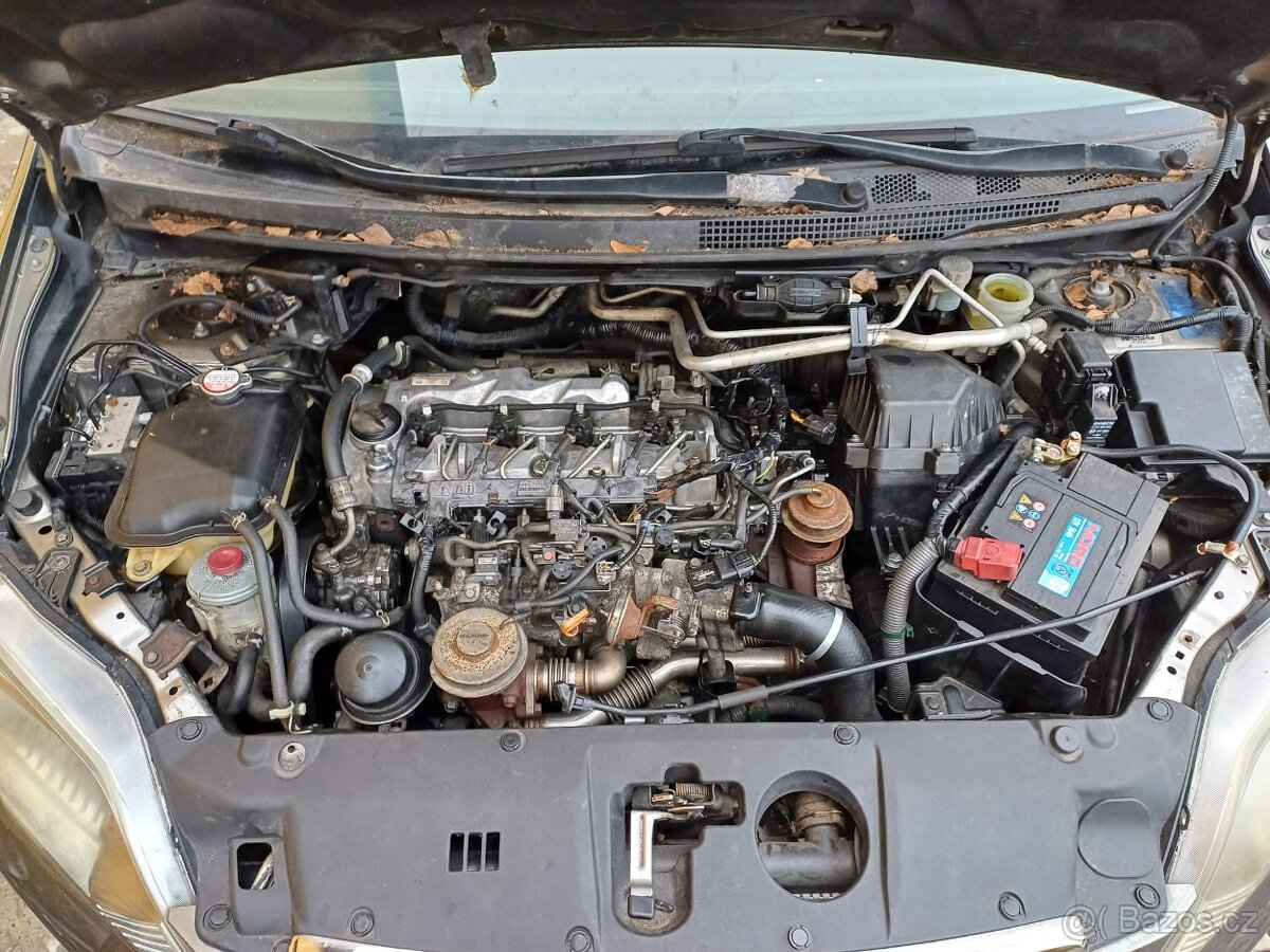 Honda FRV 2.2 CDTI - 8