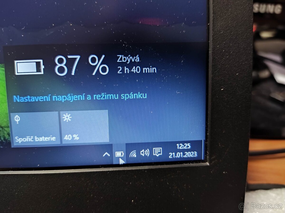 Acer Aspire 11,6" , 4gb ram , 32 gb uložiště, win 10 - 8