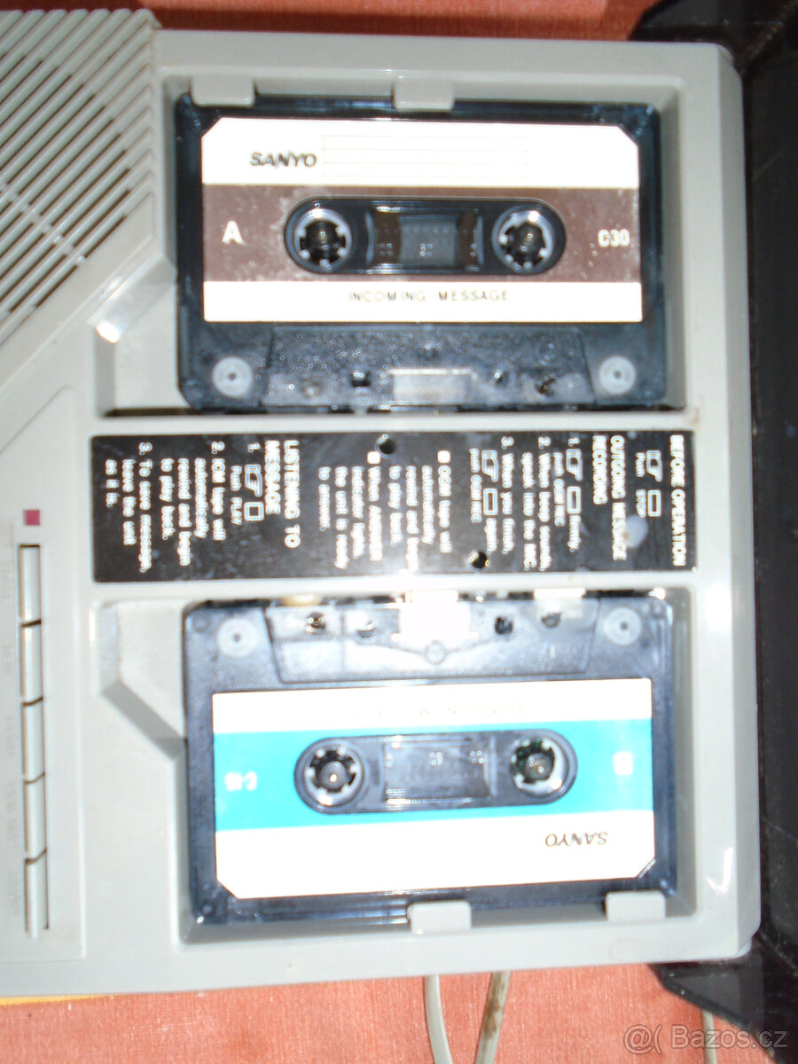 Prodám staré tranzistorové rádio,kazetový záznamník - 8