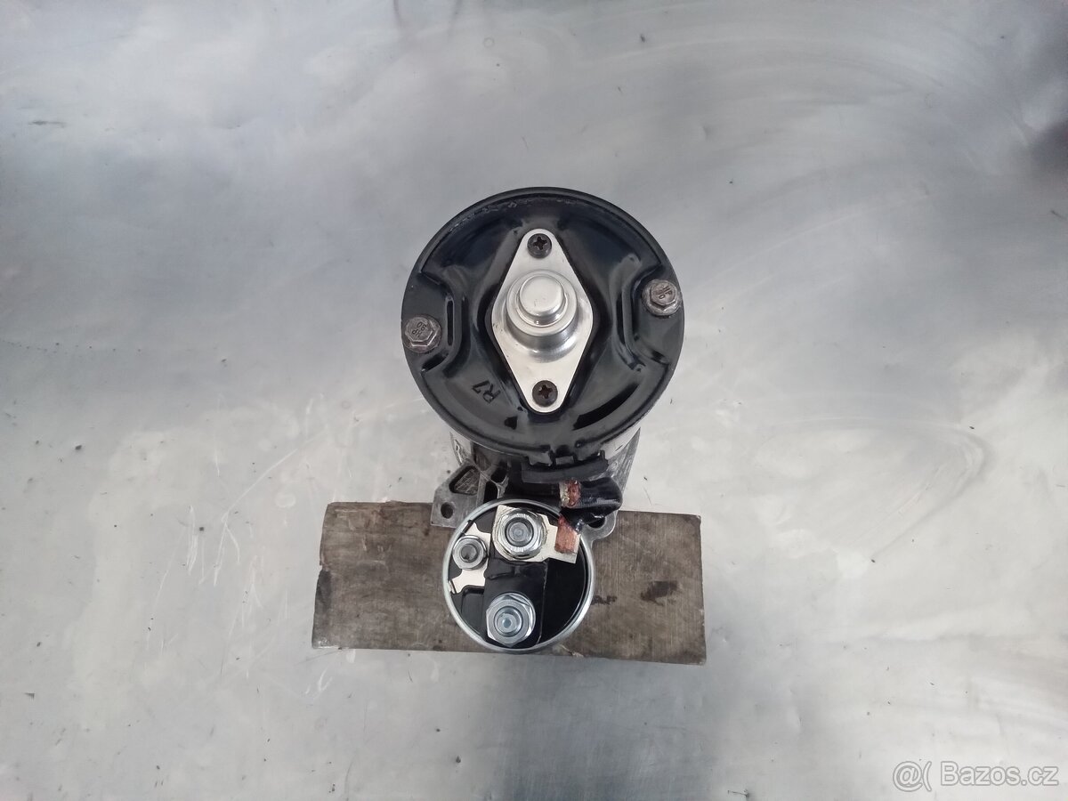 Mercedes-Benz Sprinter, Vito, Viano alternátor a starter - 8