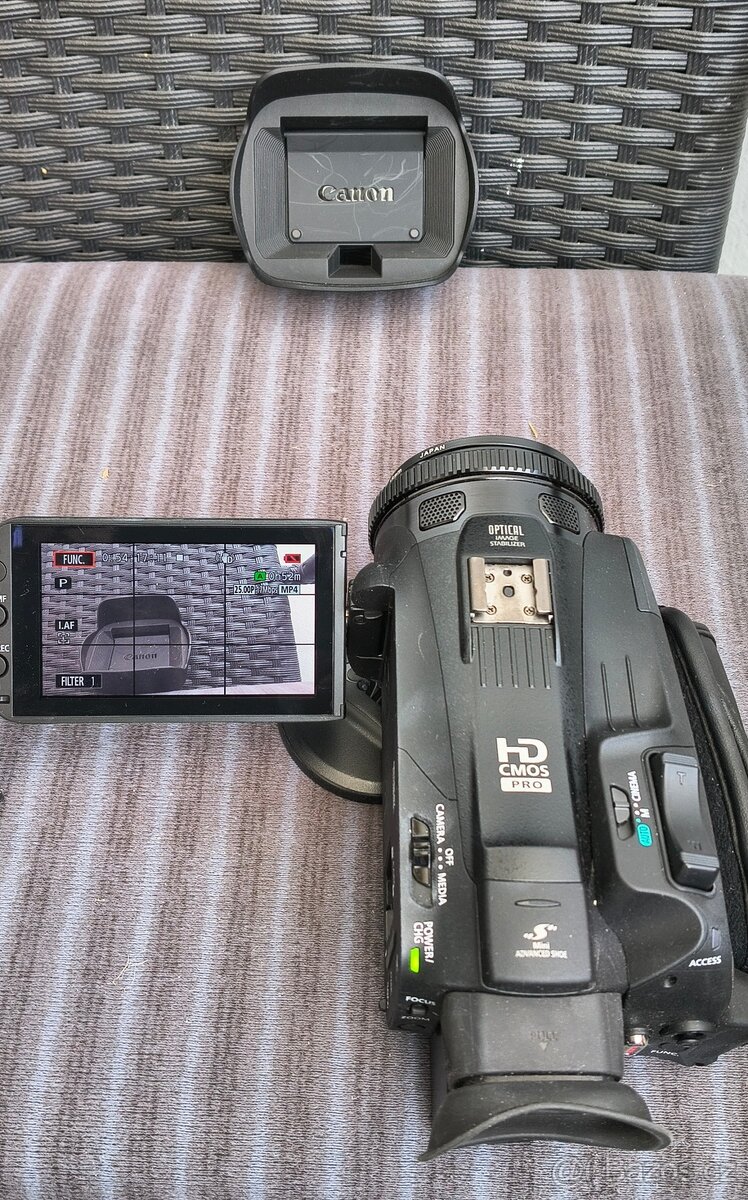 video kamera Canon HF G40 + příslušenství - 8