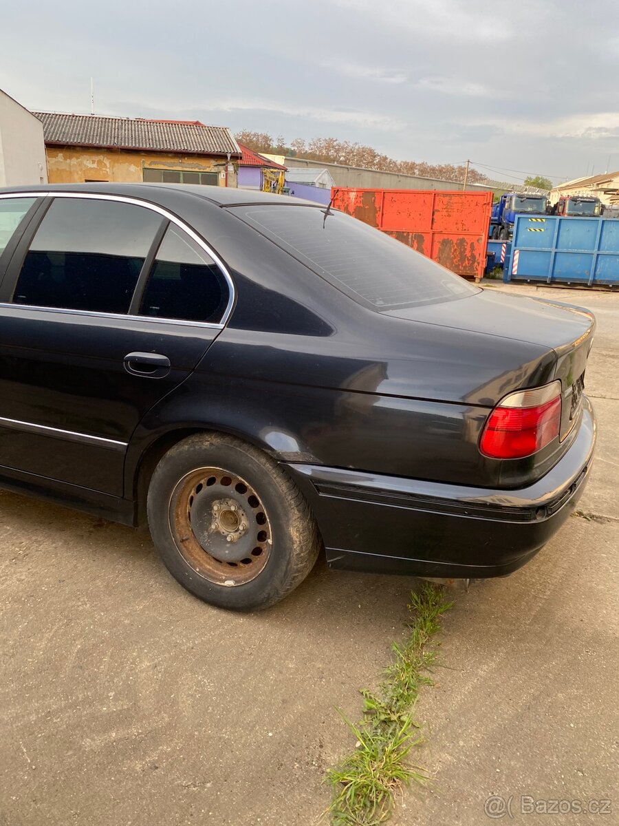 Bmw e39 528i individual - 8