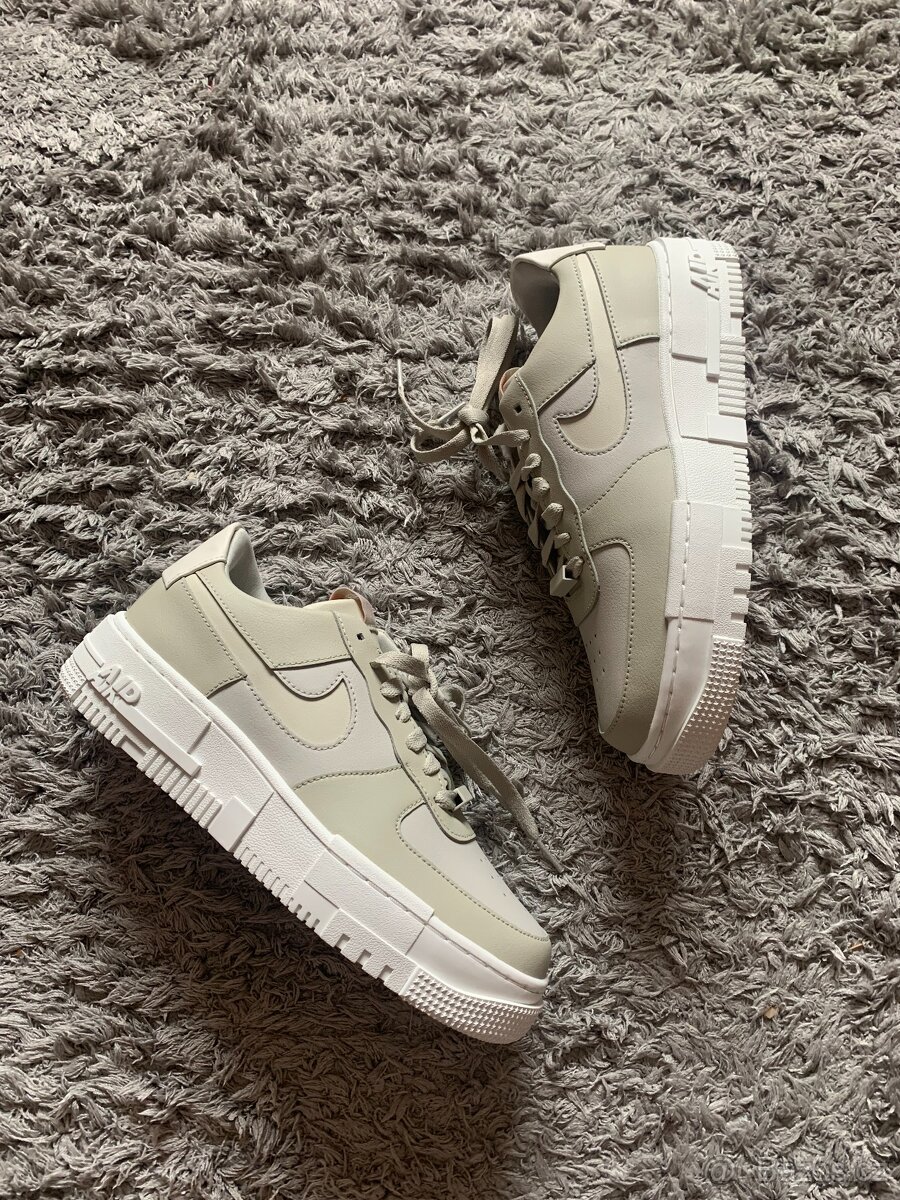 Nike Air Force 1 Low Pixel Stone Bone Summit White - 8