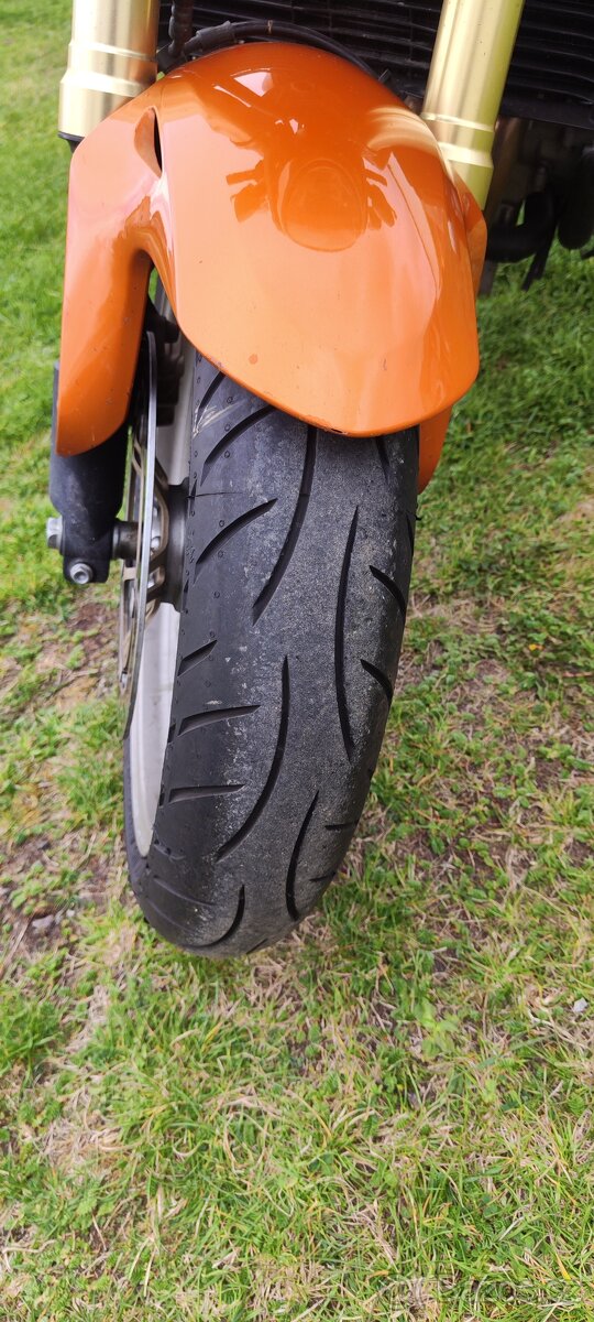 Honda Hornet 600 - 8