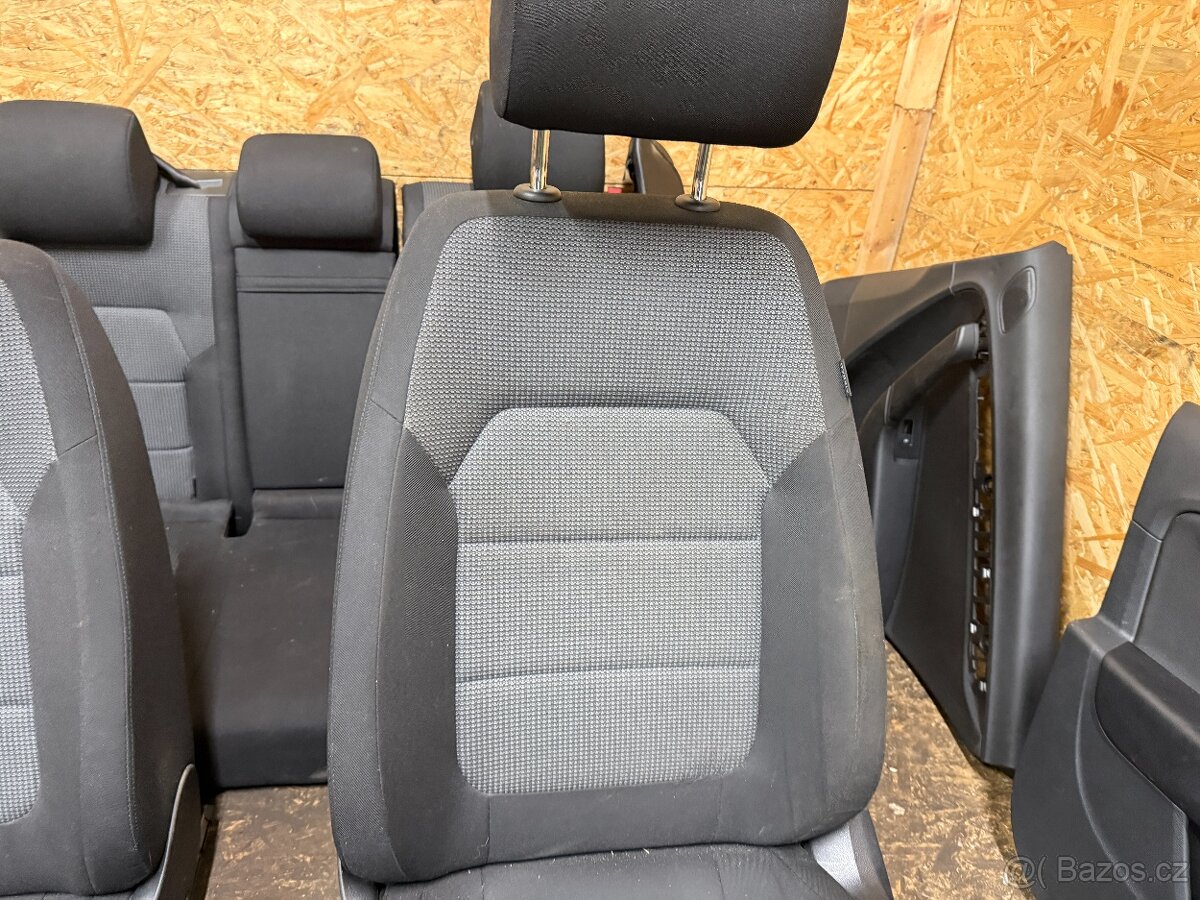 KOMPLETNÍ LÁTKOVÝ INTERIÉR VW PASSAT B7 KOMBI - 8