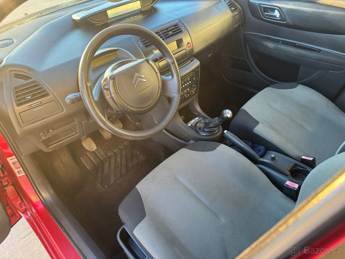 Citroen C4 1.4 r.v. 2006 Nová STK - 8