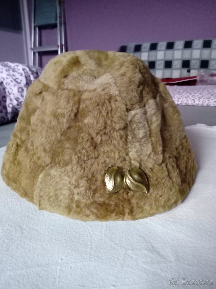 Retro dámský kožich + čepice - 8