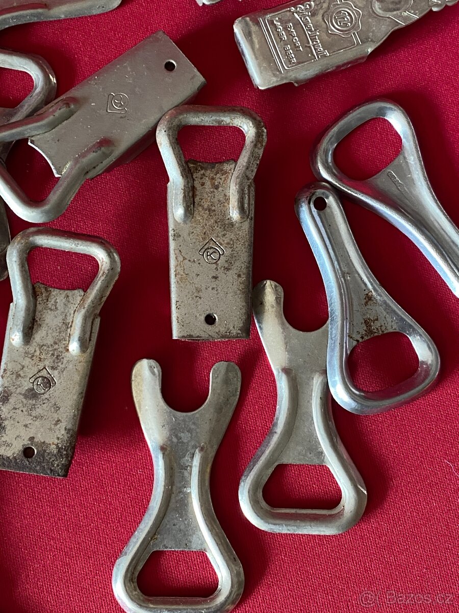 pivní tácek starý pivní tácek otvírák na pivo pivní láhev - 8