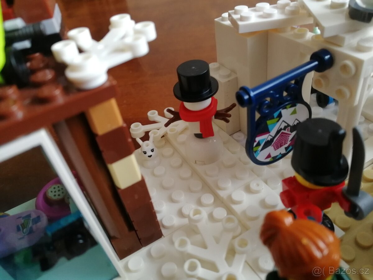 Lego - Zimní vesnička - 8