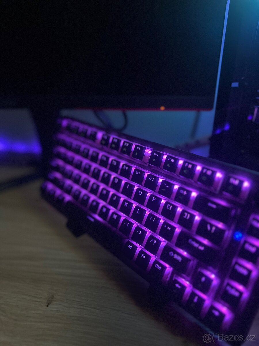 Herní set Zcela Nový Nadupaný PC,klávesnice,monitor 240hz - 8