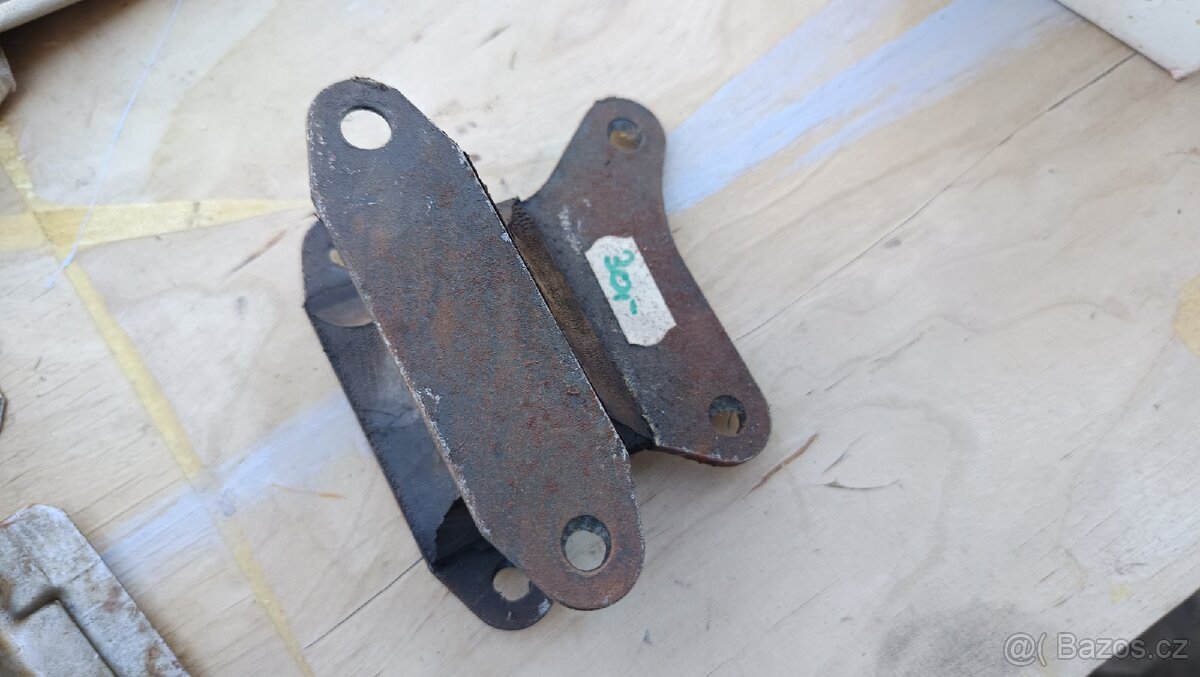 Různé díly LADA VAZ 2101, ŽIGULÍK - 8