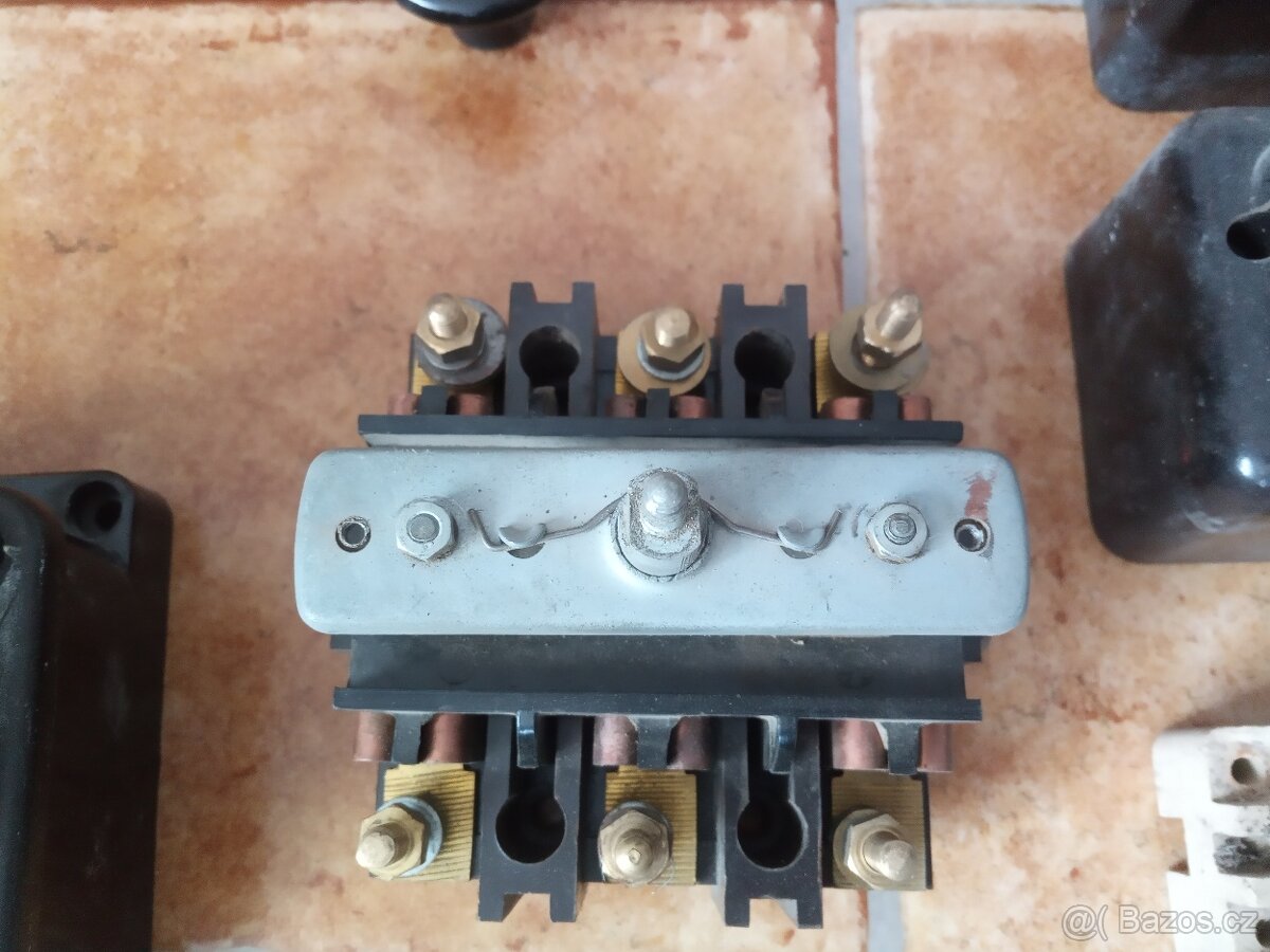 Bakelitová elektroinstalace - 8