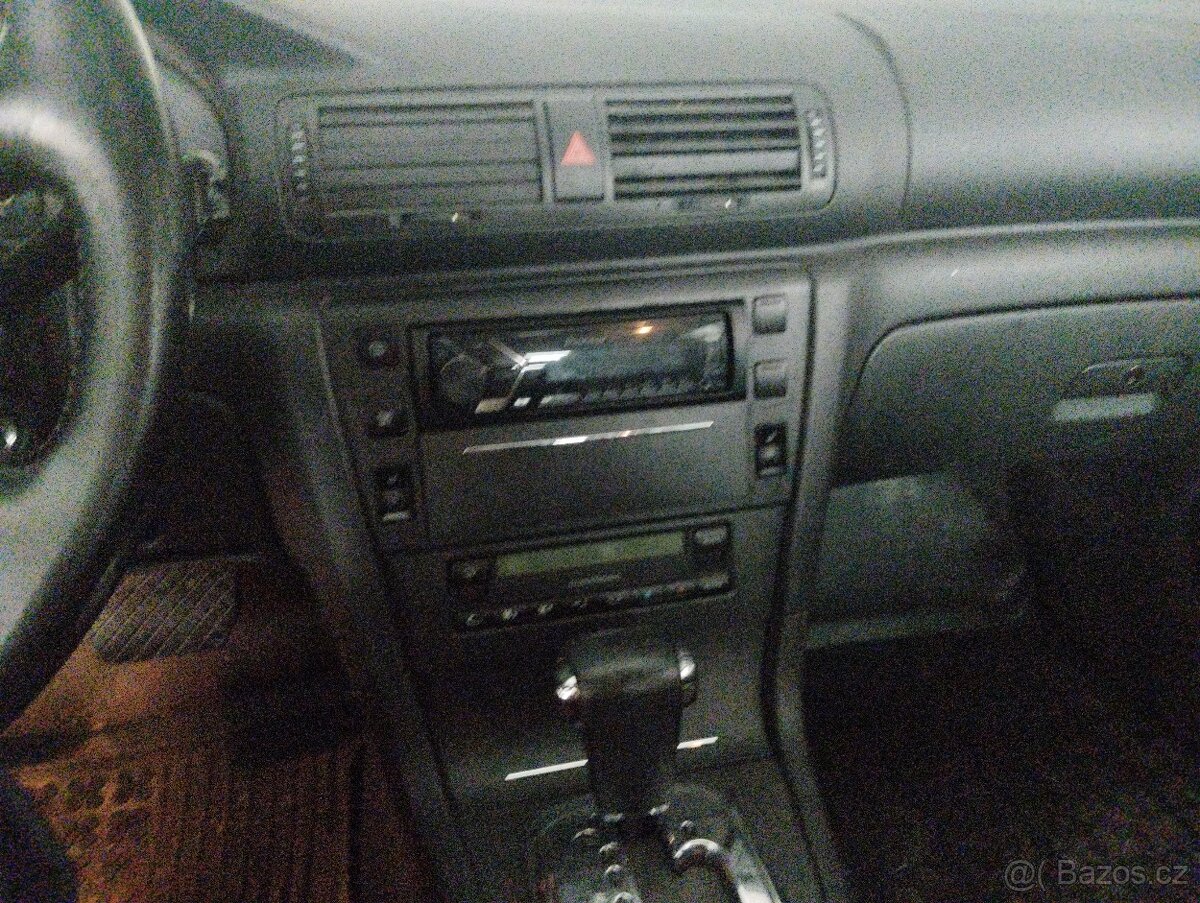 Superb 1.9tdi 96kw automat - 8