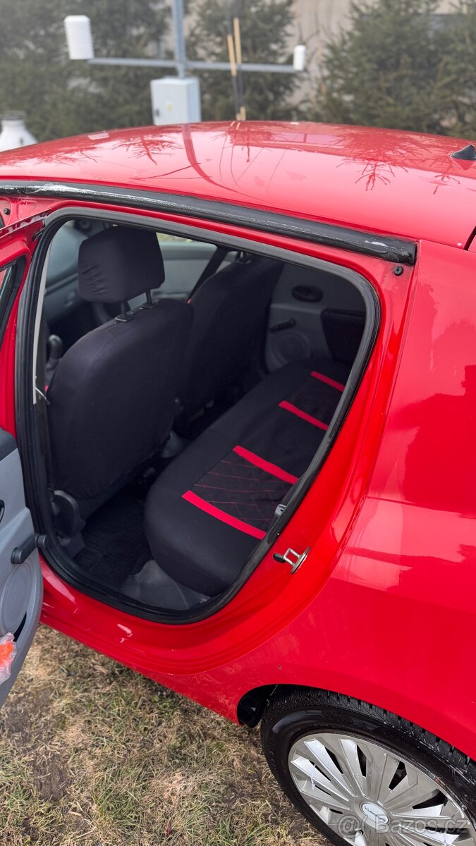 Renault Clio III 1.2 44 kW - 8