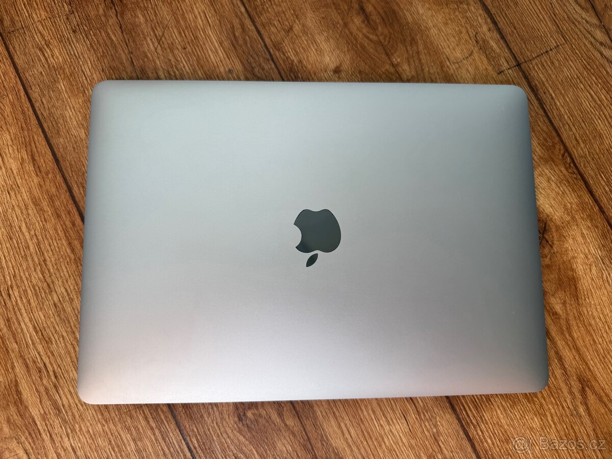 Apple macbook pro 2017 rok 128ssd a1708 - 8