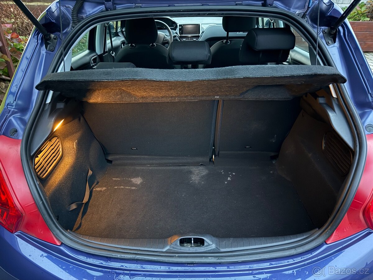 Peugeot 208 1.2VTi 60Kw 1. majitel - 8