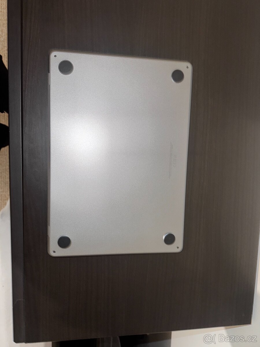 MacBook Air 13" M2 (2022) – Space Gray - 8