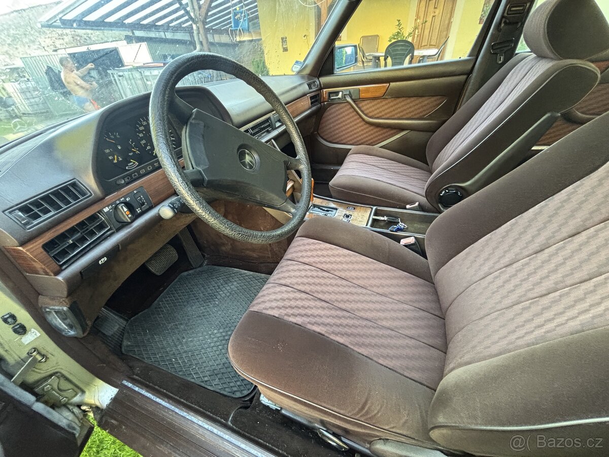 Mercedes Benz SE 300 - 8