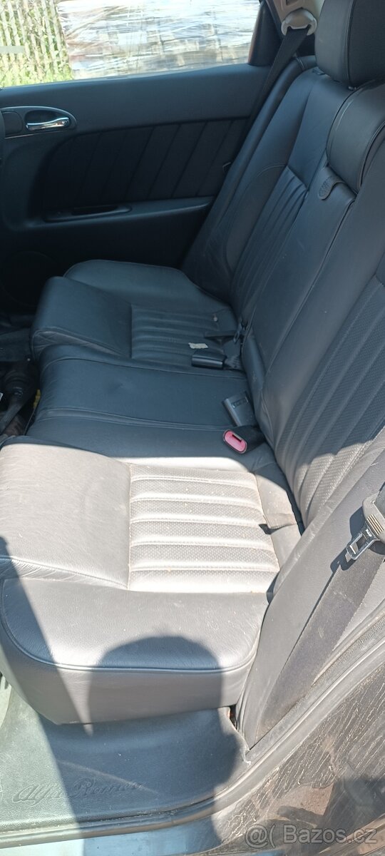 Prodám Alfa Romeo 156 2.4 20v na díly - 8