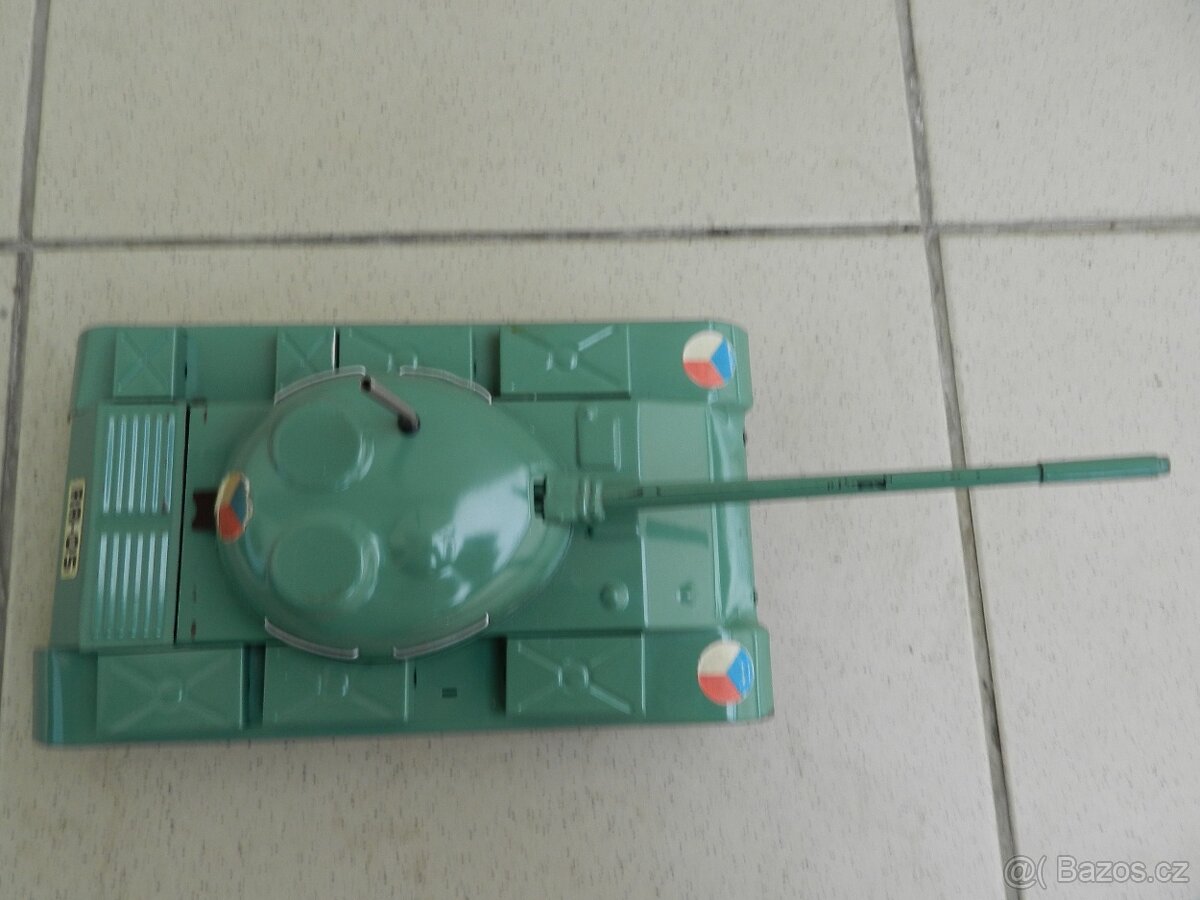 TANK T 54 - ITES r. 1968 ČSSR - 8