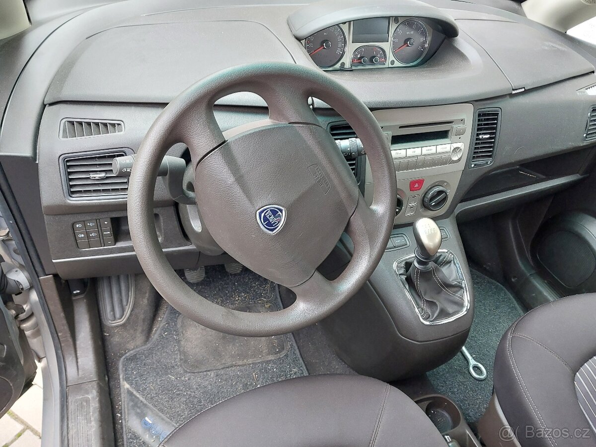 Lancia Musa 2011 - 8