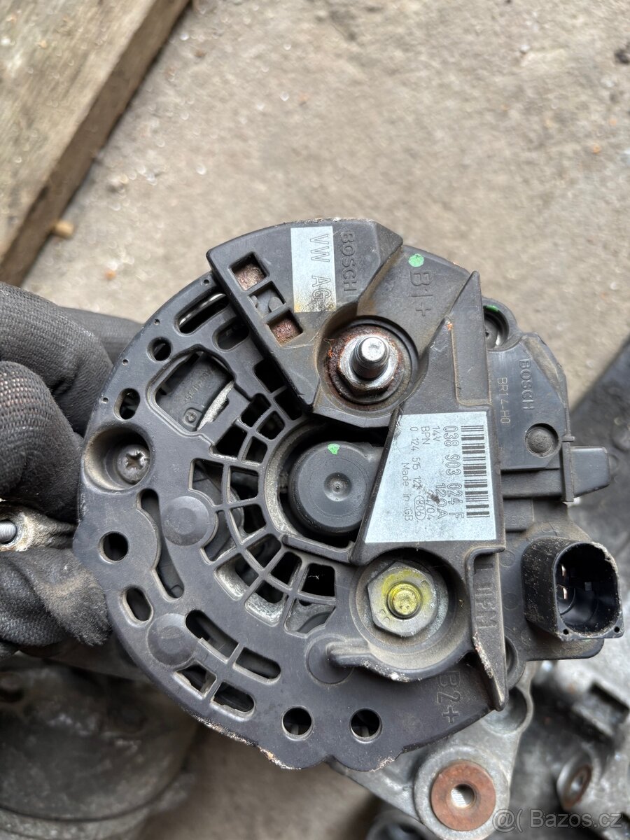 Náhradní díly - 8