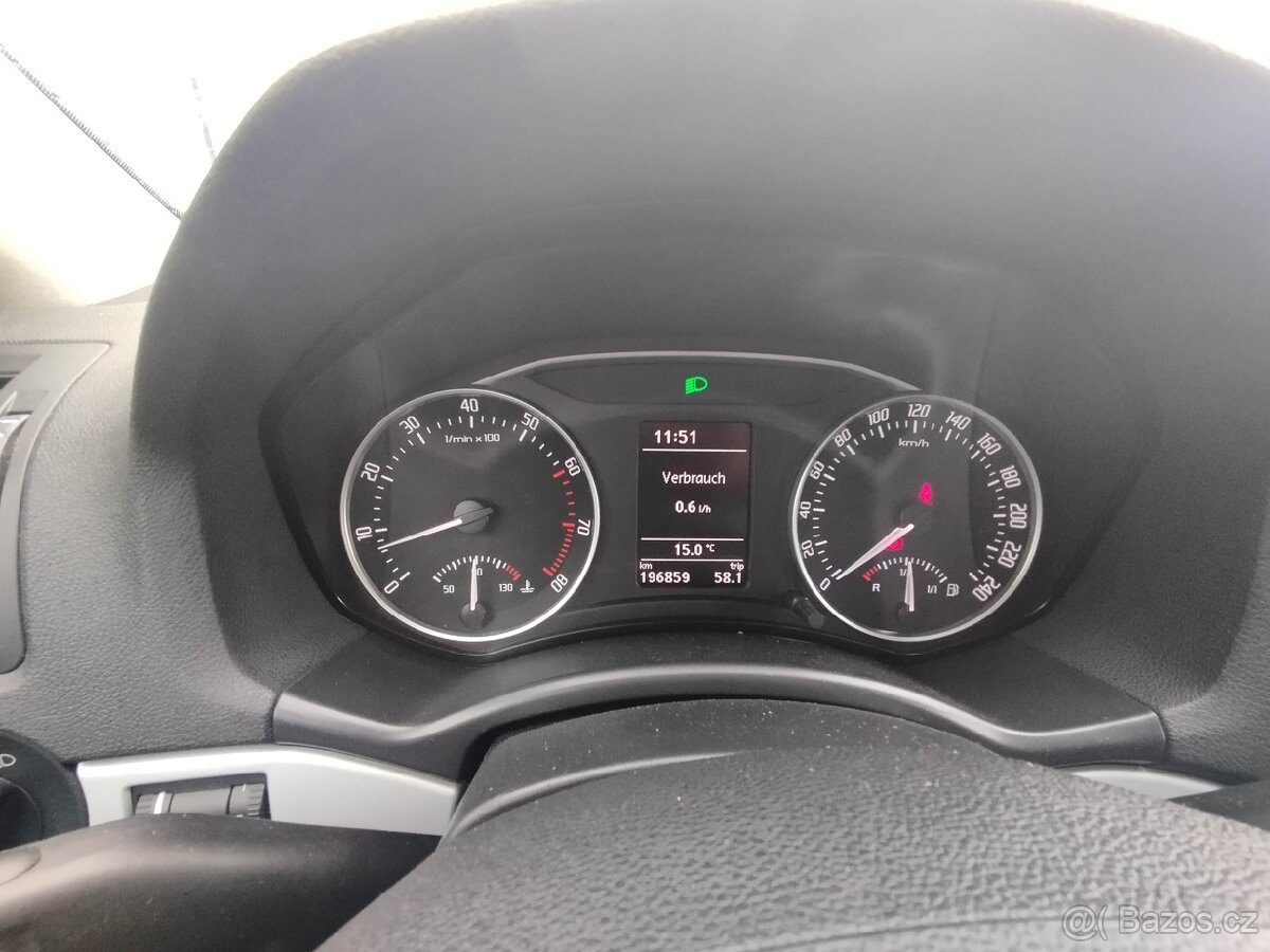 Skoda Octavia 2 kombi Maxton - 8