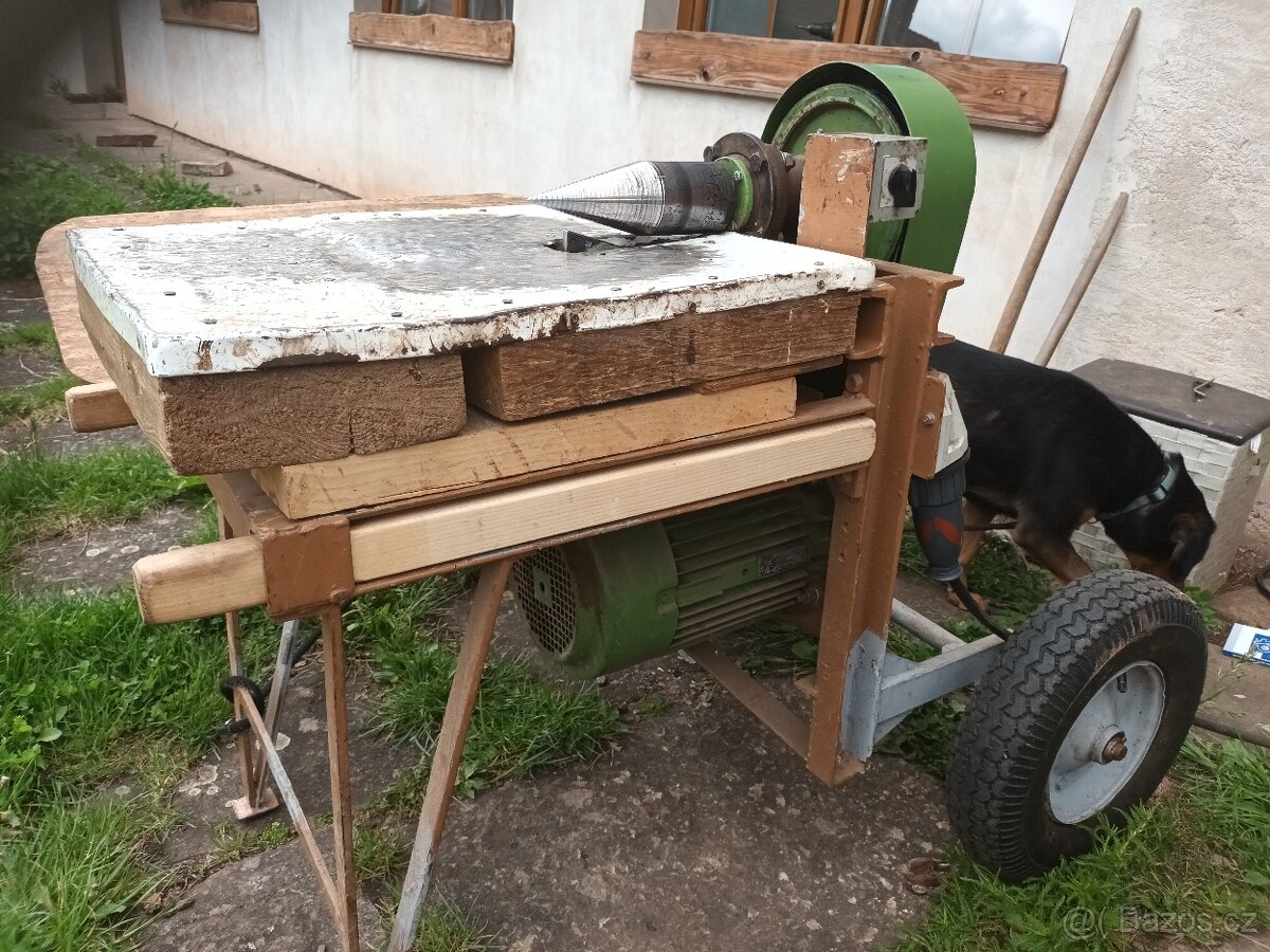 Štípačka na dřevo - 8
