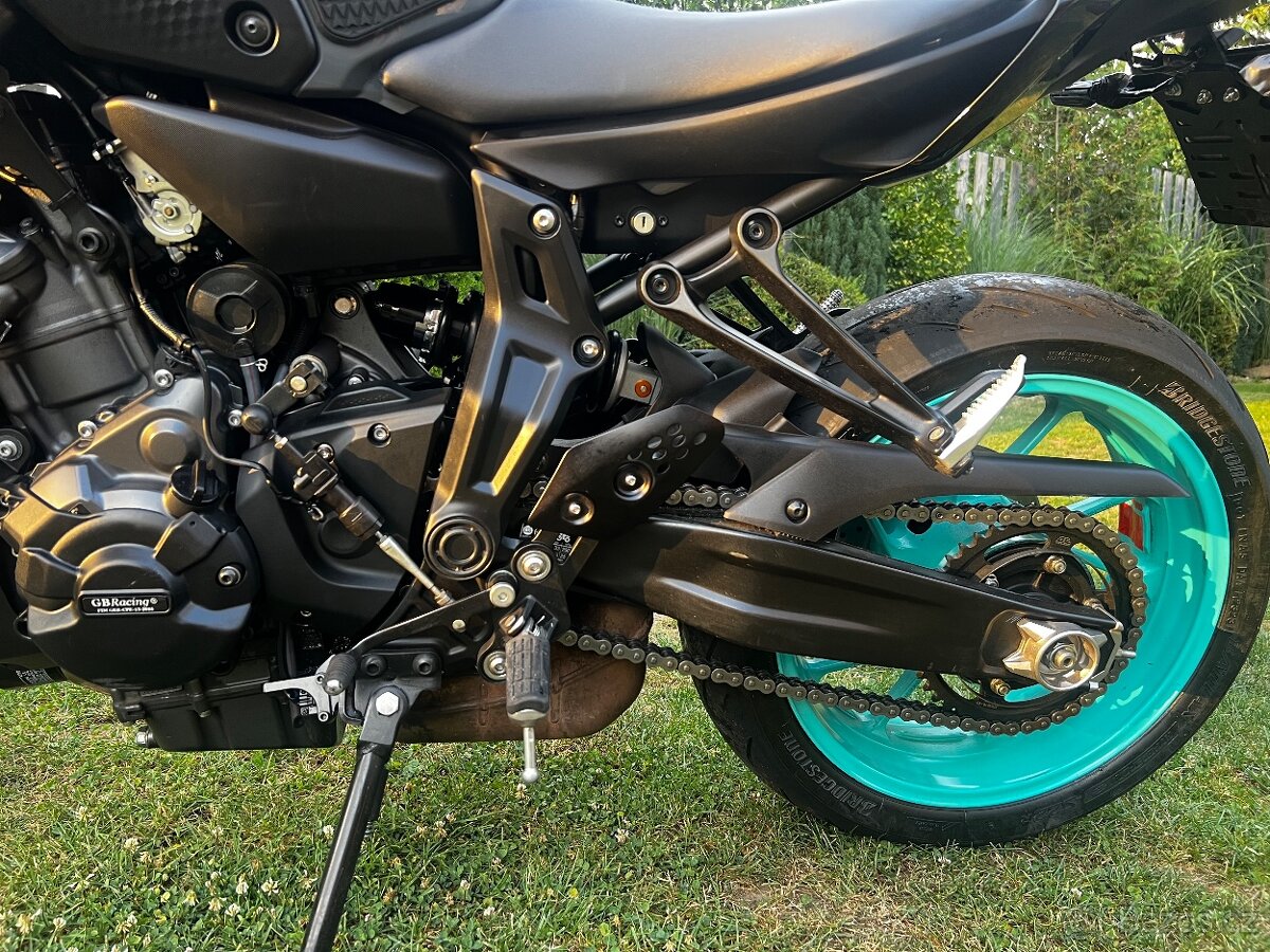 Yamaha mt07 - 8