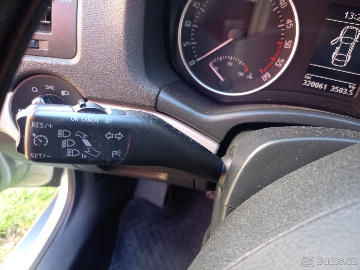 Škoda Octavia Combi 1.6 TDI, r.v.10/2012 - 8