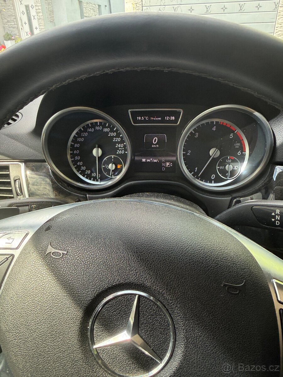 Mercedes ml 350 - 8