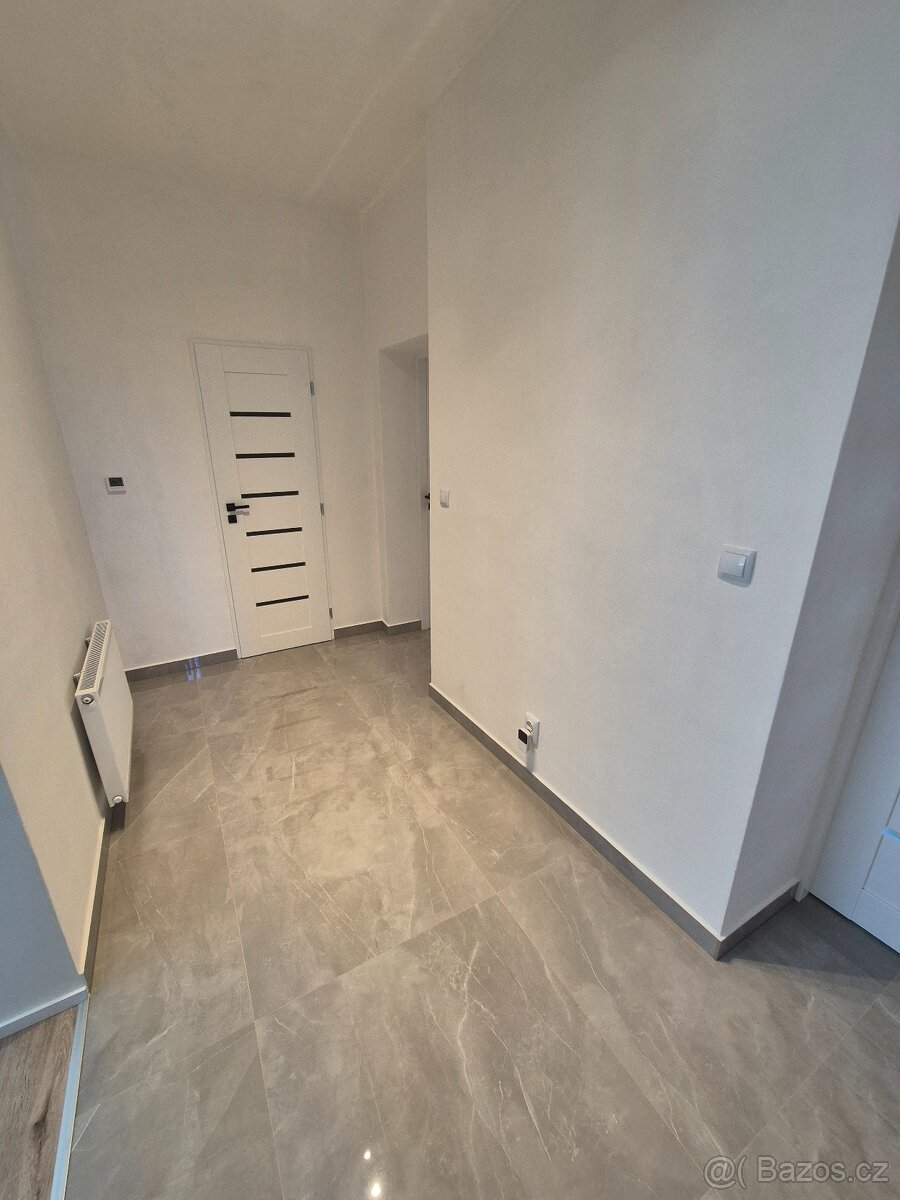 Prodej bytu 3+kk, 79 m² – Bučovice - 8