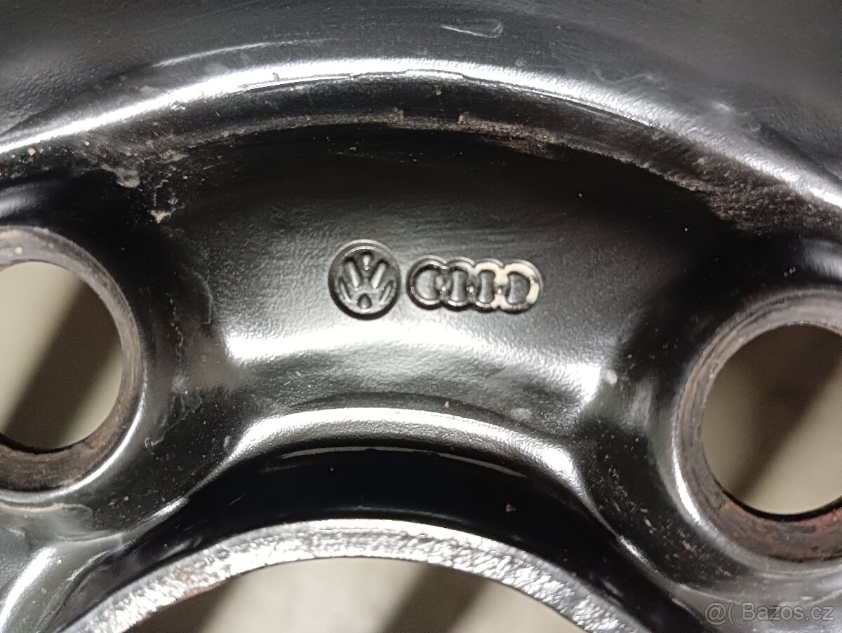 Octavia ráfek + nové pneu 205/55/16 Michelin Pilot HX - 8