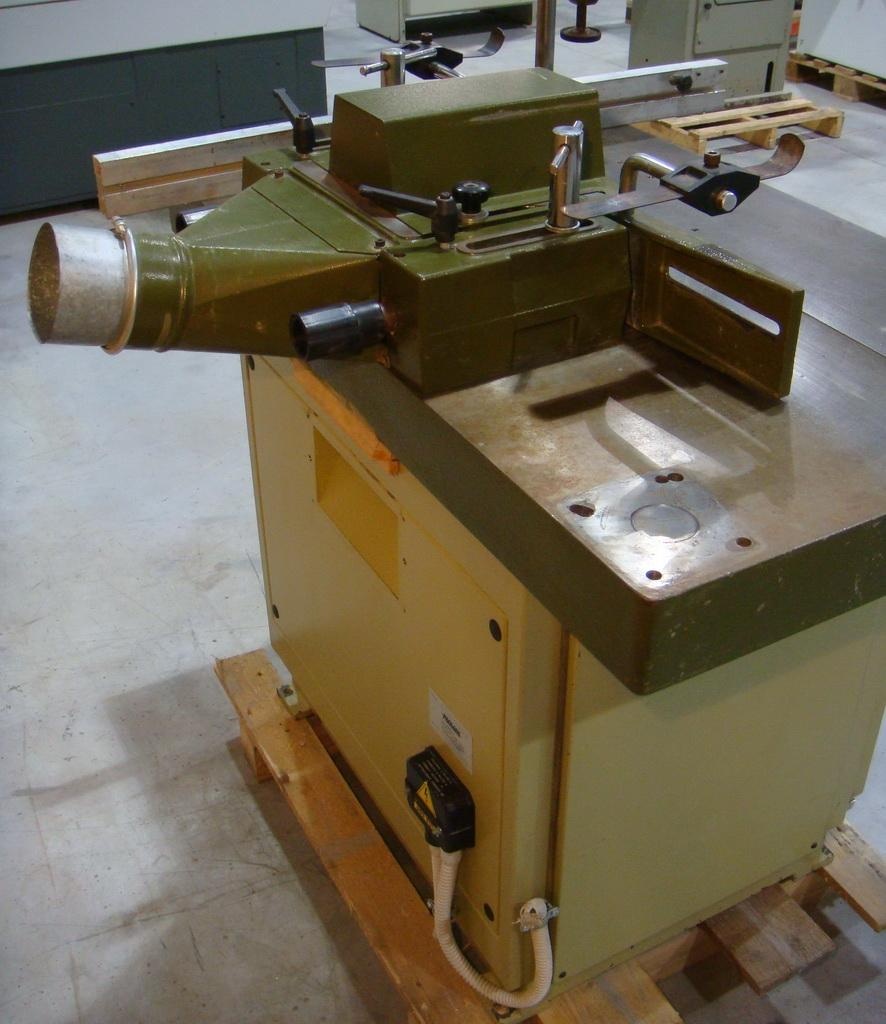 Spodní frézka PAOLONI TC1200 - 8