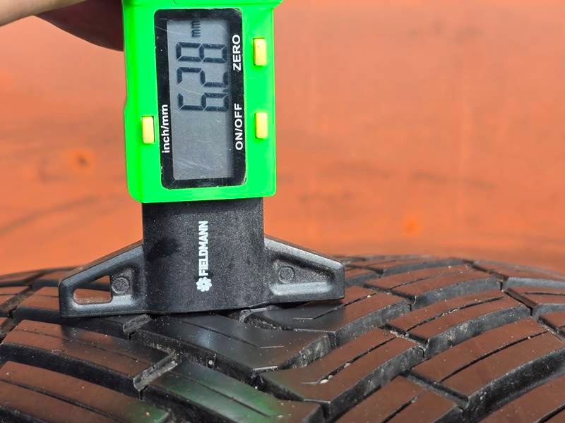 Letní Continental 235/50/19 - 8