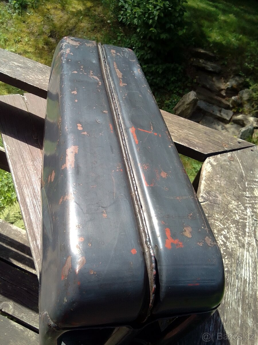 Wehrmacht-Válečný kanystr německé armády z r. 1943 - 8