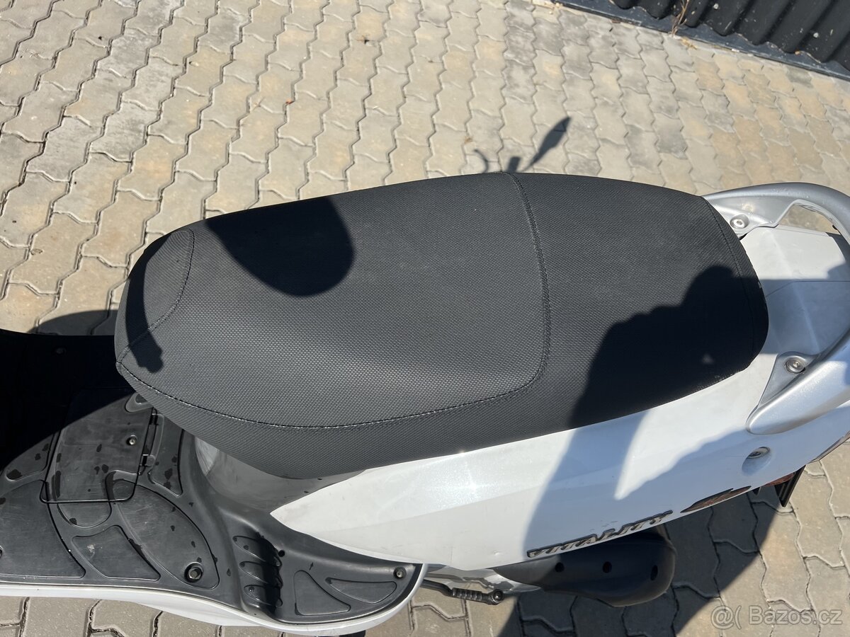 Kymco Vitality 2T, 2018, 6800 km, nová STK, po servise - 8