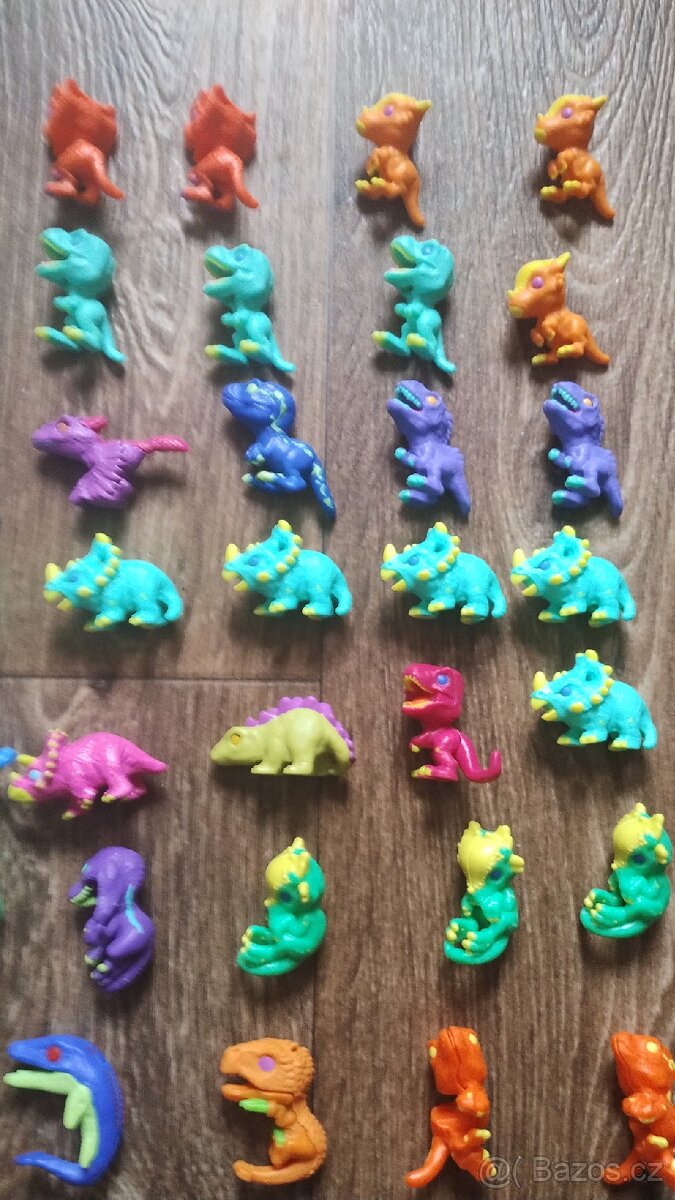 Kinder Joy figurky atd. - 8