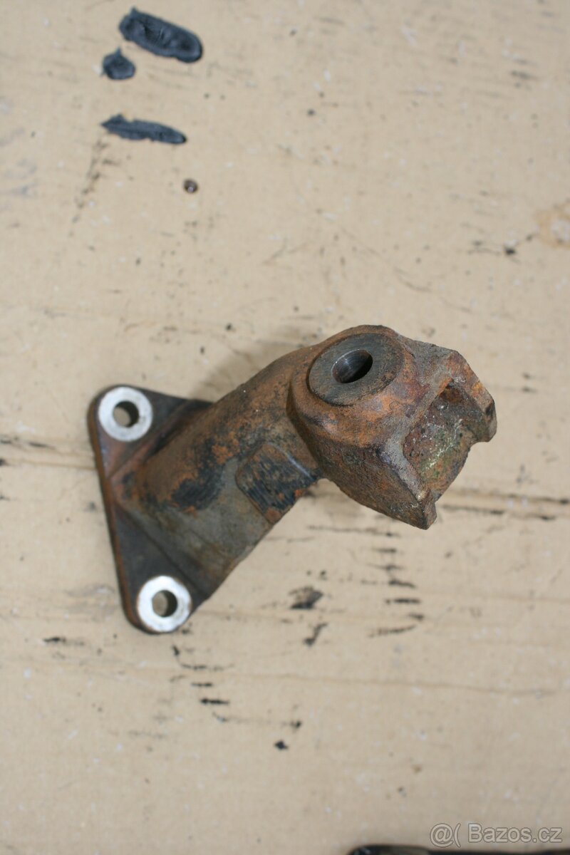 Držáky motoru VW LT motor 2,8 AUH, BCQ - 8