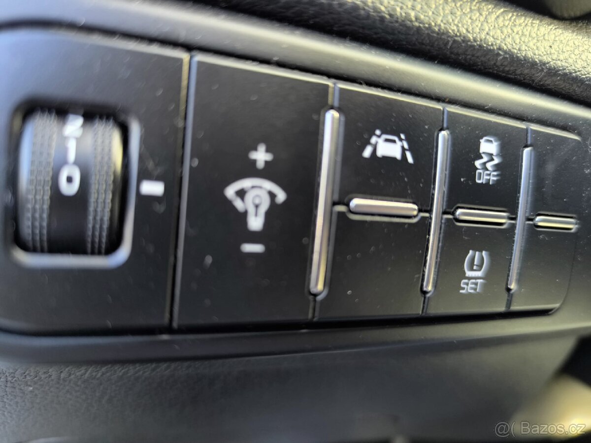 KIA CEE'D 1,6 CRDI 70 000 KM - 8