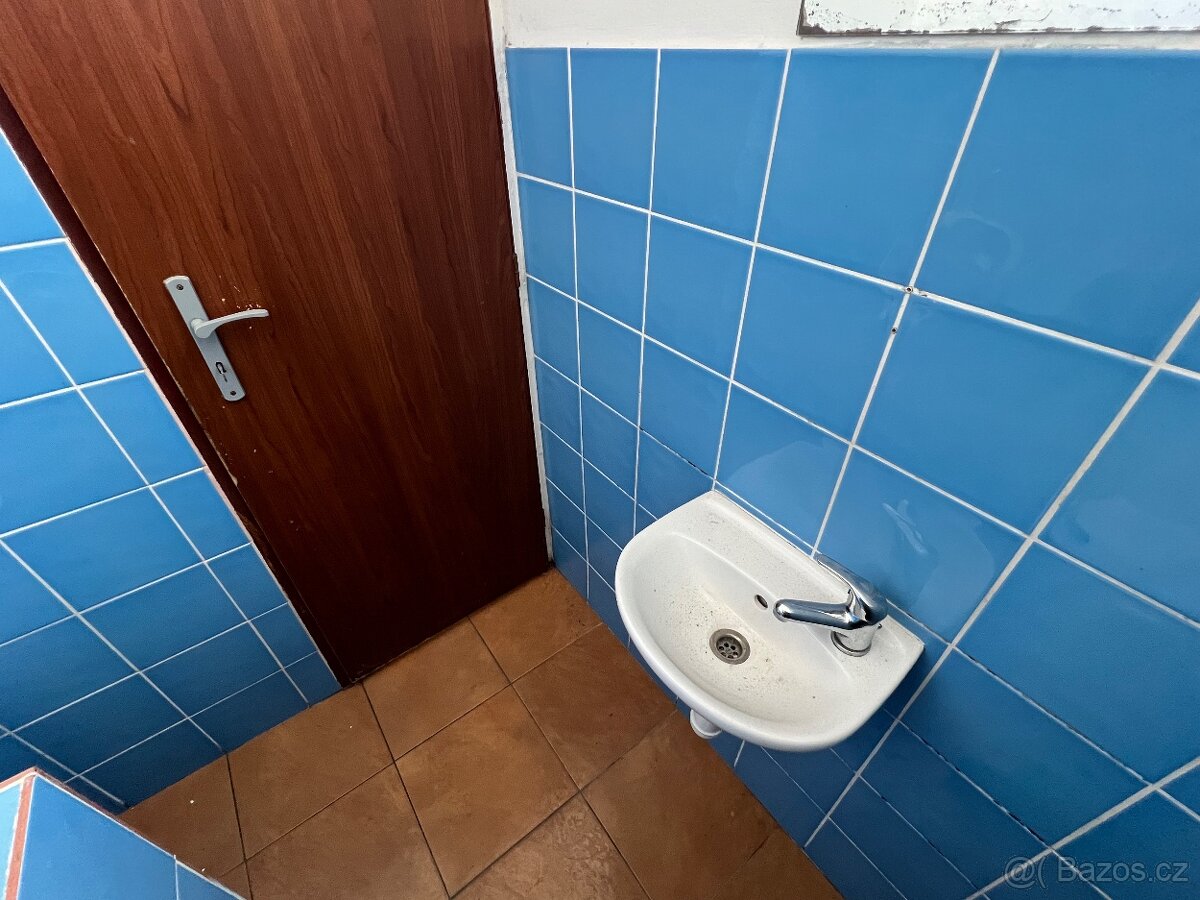 Pronajmu, nebytový prostor,WC,topení,teplá voda. - 8