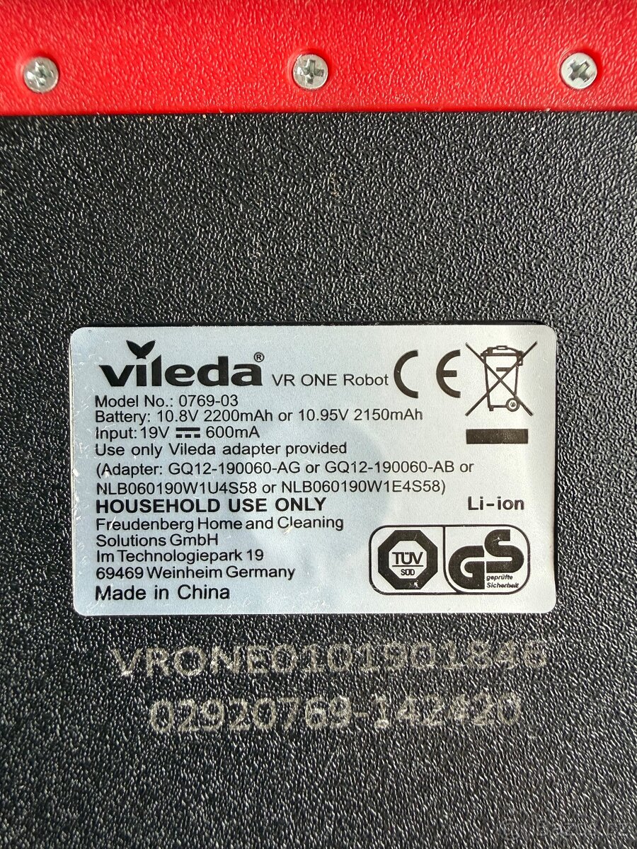 Robotický vysavač Vileda VR One - 8