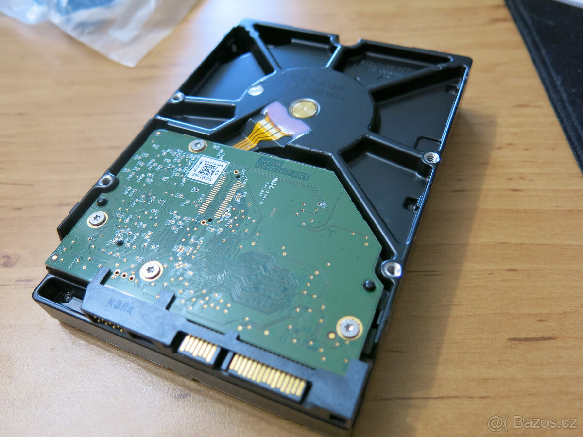 prodám 2ks 1TB datacentre HDD WDC DC HA210 SATA3/6G - 8